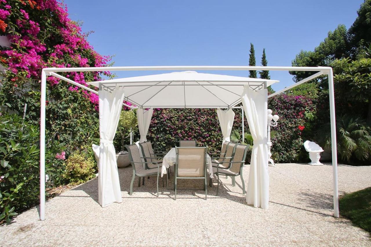 Exclusive Villa Las Palmeras Puerto Banus With Heated Private Swimming Pool, Marbella, Spain Kültér fotó