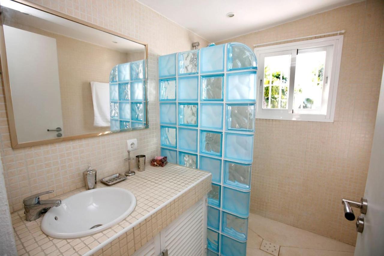 Exclusive Villa Las Palmeras Puerto Banus With Heated Private Swimming Pool, Marbella, Spain Kültér fotó